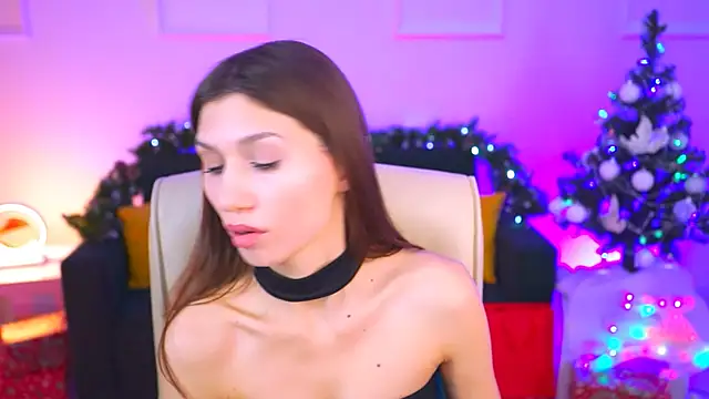 Snapshot of MollyPerry chatting on 24, 12, 2024 MollyPerry online show from 24, 12, 2024