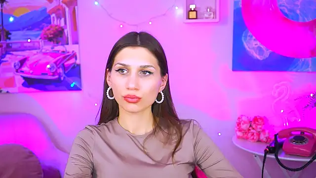 Snapshot of MollyPerry chatting on 7, 1, 2025 MollyPerry online show from 7, 1, 2025