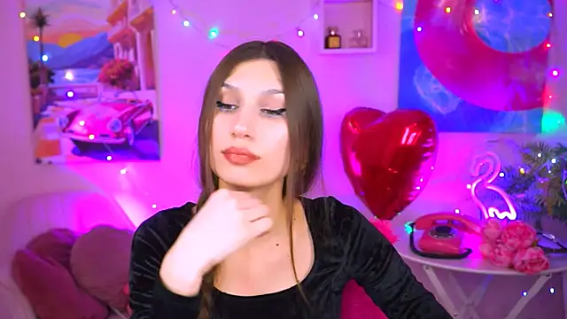 Snapshot of MollyPerry chatting on 19, 2, 2025 MollyPerry online show from 19, 2, 2025