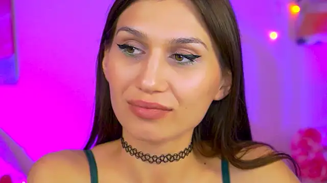 Snapshot of MollyPerry chatting on 8, 3, 2025 MollyPerry online show from 8, 3, 2025