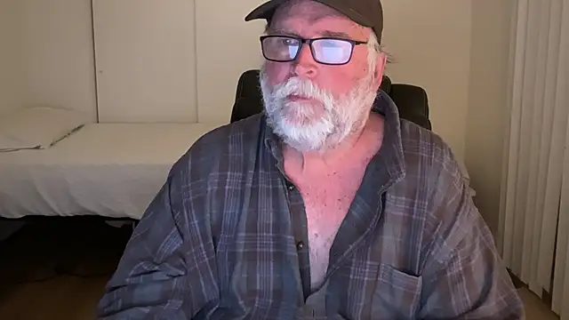 Snapshot of Drummajor chatting on 5, 5, 2026 Drummajor online show from 5, 5, 2026