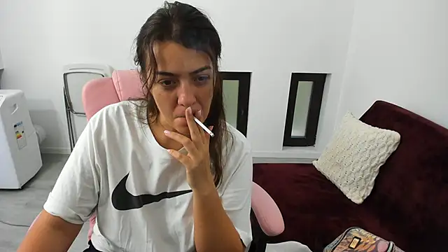 Dyana Kaylinn online show from 27, 9, 2025