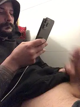 hotmrniceguy online show from 17, 2, 2025