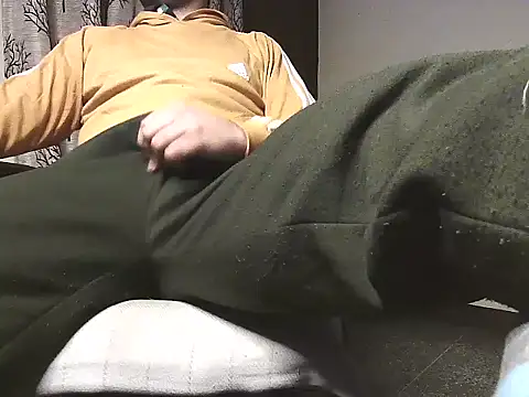 Snapshot of Bigdstar007 chatting on 1, 1, 2025 Bigdstar007 online show from 1, 1, 2025