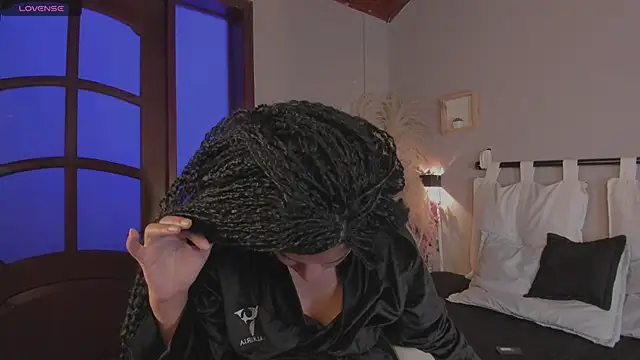 nayah   online show from 18, 1, 2025