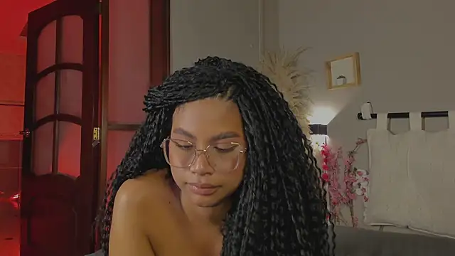 nayah   online show from 12, 2, 2025