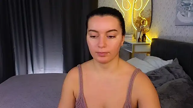 YourSweetDream  online show from 5, 2, 2025