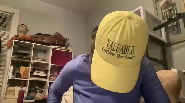 Snapshot of MommyConfident chatting on 24, 1, 2025 MommyConfident online show from 24, 1, 2025