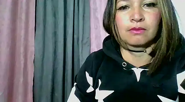 Snapshot of Devil_Sara chatting on 13, 1, 2025 Devil Sara online show from 13, 1, 2025