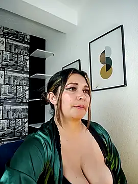 Snapshot of Devil_Sara chatting on 6, 2, 2025 Devil Sara online show from 6, 2, 2025