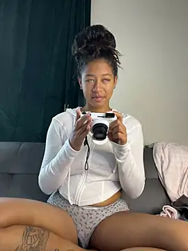 Snapshot of VanessaBling chatting on 26, 1, 2025 VanessaBling online show from 26, 1, 2025