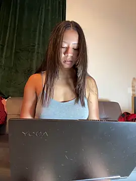 Snapshot of VanessaBling chatting on 12, 2, 2025 VanessaBling online show from 12, 2, 2025