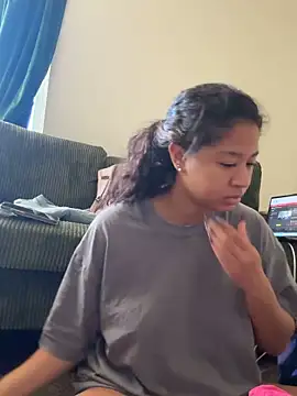 Snapshot of VanessaBling chatting on 29, 10, 2025 VanessaBling online show from 29, 10, 2025