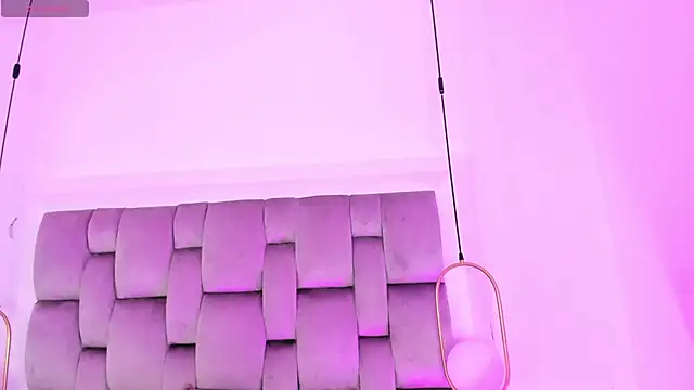 PamelaMendez  online show from 16, 2, 2025