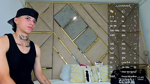 AmberAdams  online show from 1, 11, 2025