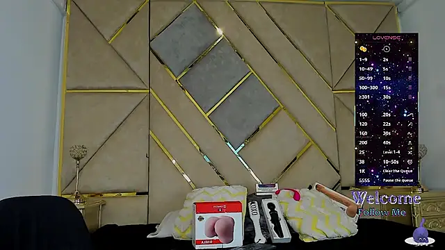 AmberAdams  online show from 7, 11, 2025