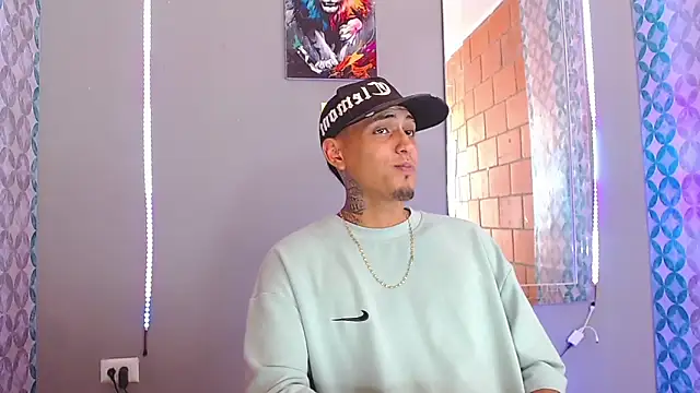 Liam lee online show from 23, 4, 2026