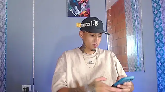 Snapshot of Liam_lee chatting on 18, 5, 2026 Liam lee online show from 18, 5, 2026