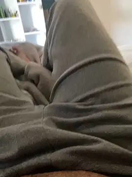 Ahmed R 77 online show from 4, 11, 2025