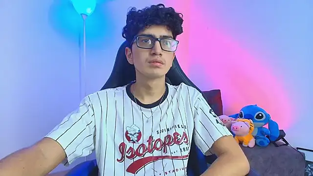 TylerWhite  online show from 17, 1, 2026