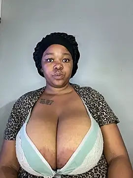 Snapshot of Mandy-101 chatting on 29, 10, 2025 Mandy-101 online show from 29, 10, 2025