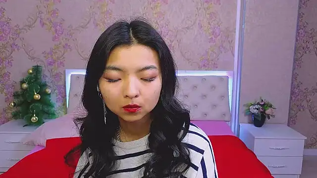 Shy Kira online show from 6, 1, 2025