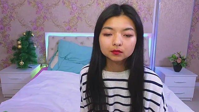 Shy Kira online show from 11, 1, 2025