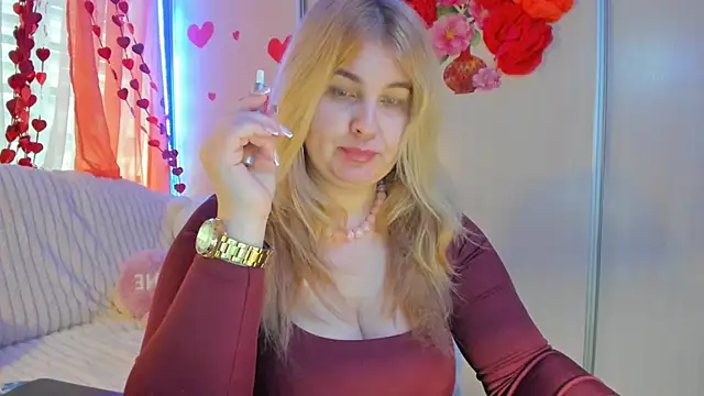 CoraSwon online show from 21, 2, 2025