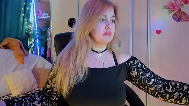 Snapshot of CoraSwon chatting on 23, 2, 2026 CoraSwon online show from 23, 2, 2026