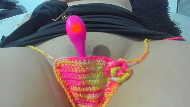 Snapshot of KarelySexy chatting on 18, 7, 2026 KarelySexy online show from 18, 7, 2026