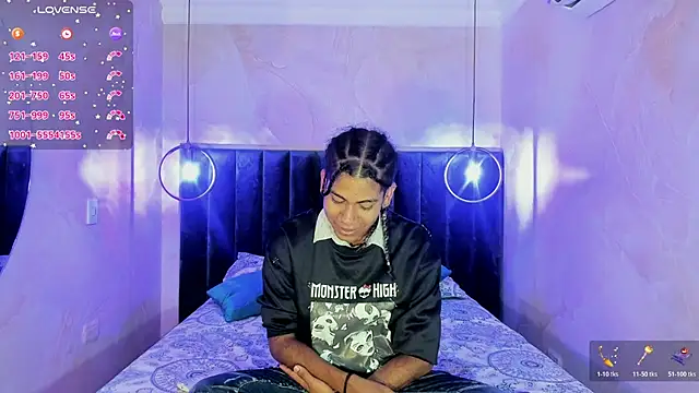 Maxim-Walker online show from 10, 11, 2025