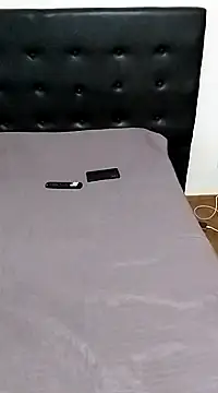 littlebrunett online show from 6, 2, 2025