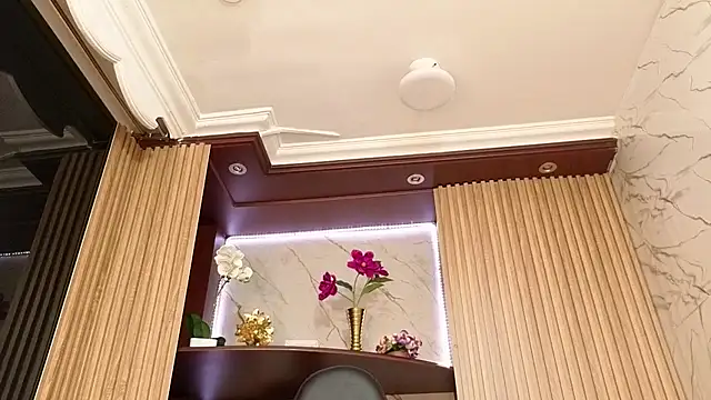 AmberNix online show from 2, 2, 2026