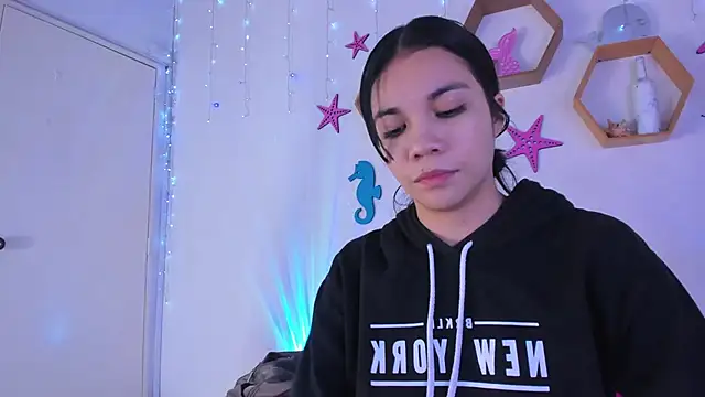 Emiily Parkerr online show from 11, 10, 2025