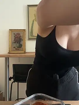Snapshot of Off__Melonenmandy chatting on 6, 6, 2026 Off Melonenmandy online show from 6, 6, 2026
