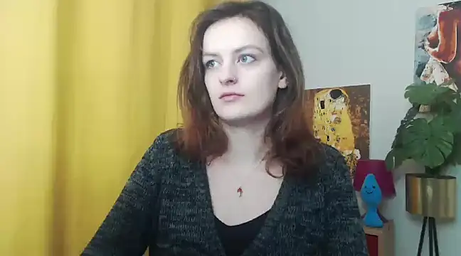 Snapshot of juicyNadine chatting on 5, 12, 2024 juicyNadine online show from 5, 12, 2024