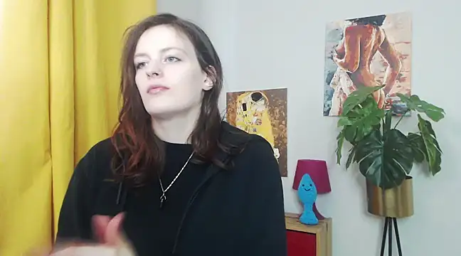 Snapshot of juicyNadine chatting on 21, 2, 2025 juicyNadine online show from 21, 2, 2025