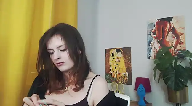Snapshot of juicyNadine chatting on 26, 2, 2025 juicyNadine online show from 26, 2, 2025