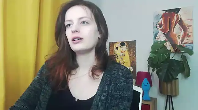 Snapshot of juicyNadine chatting on 3, 3, 2025 juicyNadine online show from 3, 3, 2025