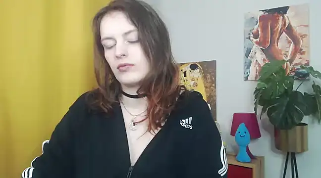 Snapshot of juicyNadine chatting on 12, 3, 2025 juicyNadine online show from 12, 3, 2025