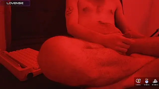 pantslesstraveler plt online show from 4, 1, 2025