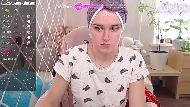 Bella  Swoon online show from 17, 9, 2025