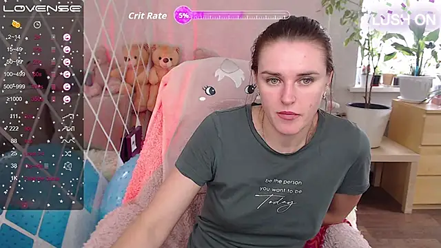 Bella  Swoon online show from 23, 9, 2025