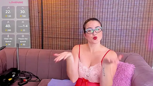 ariana cross online show from 12, 1, 2025