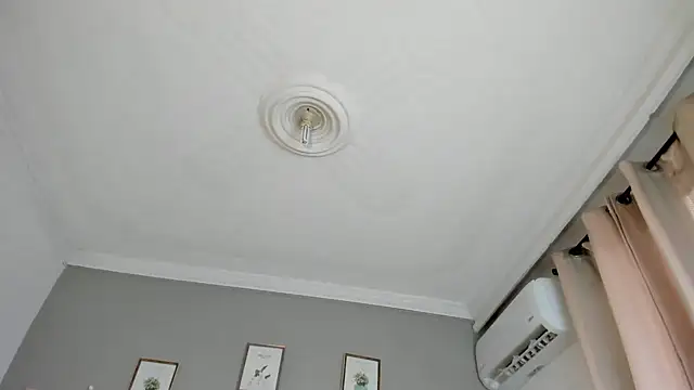 honeycknockerss online show from 14, 4, 2026