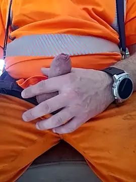 Snapshot of ced62000 chatting on 8, 10, 2025 ced62000 online show from 8, 10, 2025