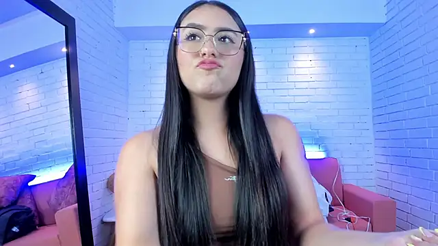 Snapshot of paulina_sweett_ chatting on 2, 10, 2025 paulina sweett online show from 2, 10, 2025