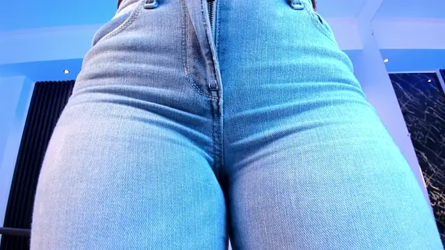 paulina sweett  online show from 20, 11, 2025