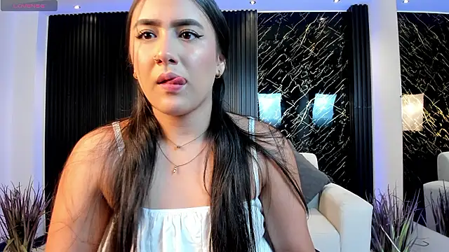 paulina sweett  online show from 2, 3, 2026