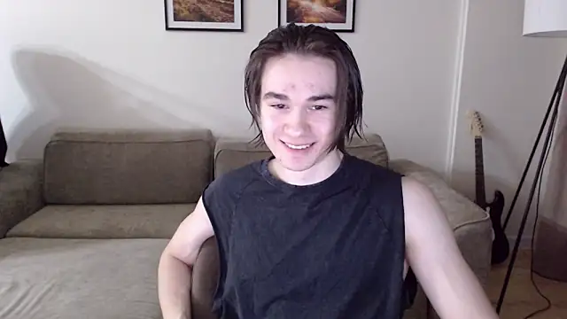 Snapshot of MarkusDean chatting on 12, 3, 2025 MarkusDean online show from 12, 3, 2025